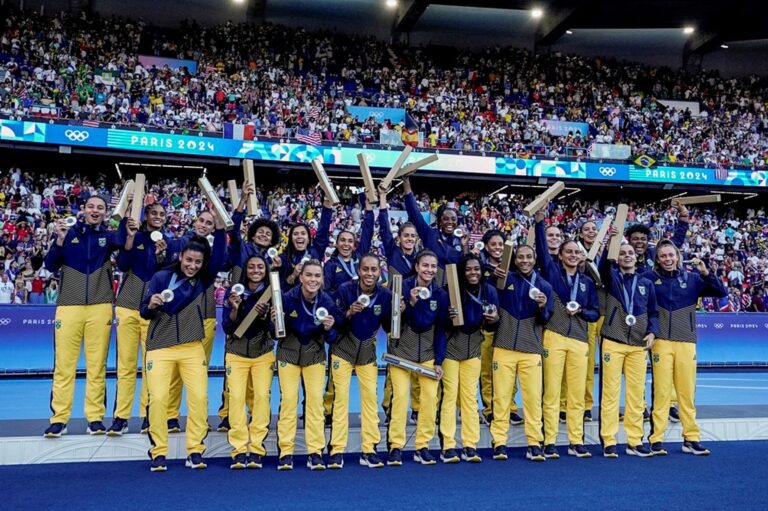 Rnews - Paris 2024: Prata No Futebol, Bronze No Vôlei, Show Feminino E Brasil Chega A 20 Medalhas Em Paris