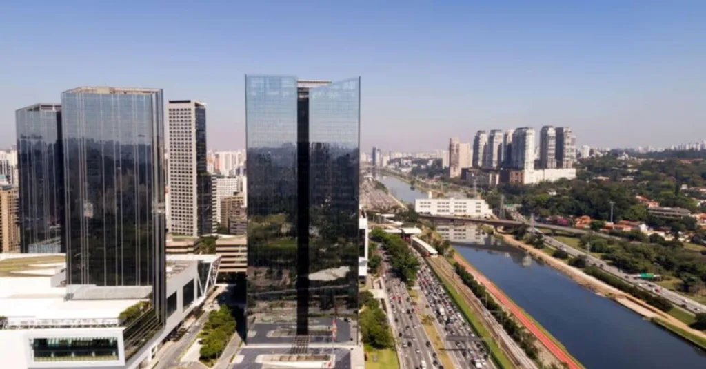 Essa Cidade Turística Com Águas Termais Se Reiventa