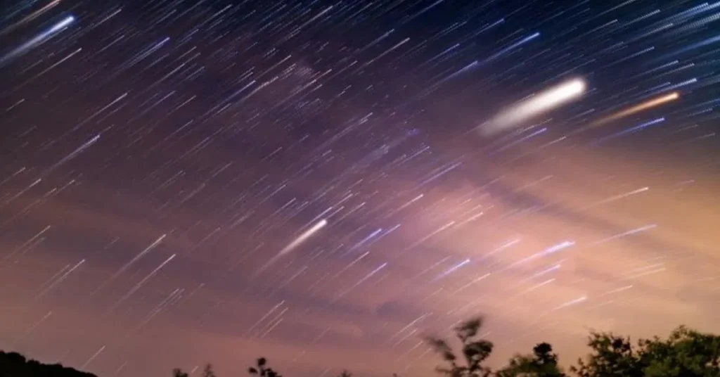 Chuva De Meteoros Perseidas No Brasil