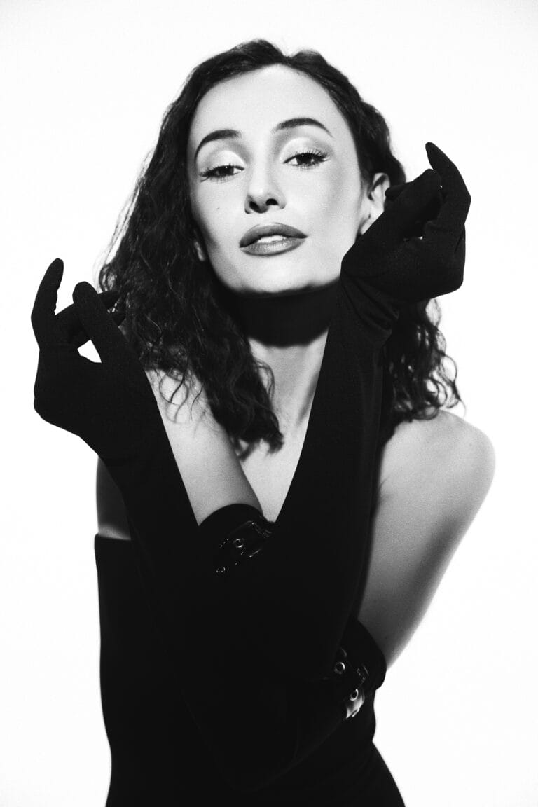 Rnews - Teatro Sérgio Cardoso Recebe Ina Magdala