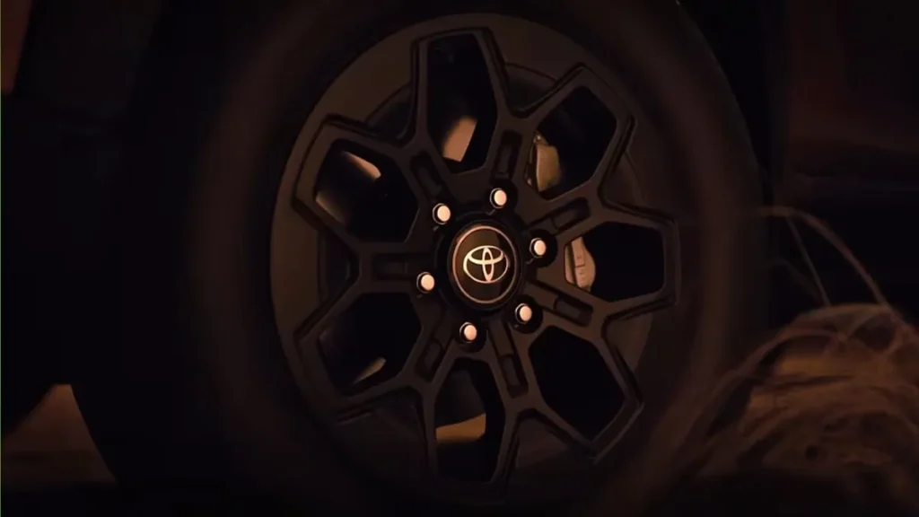 Nova Toyota Hilux 2026 Promete Revolução No Segmento De Picapes: Motor Híbrido-Diesel, Novo Visual E Tecnologia De Suv Premium 6 Chassi E Suspensão