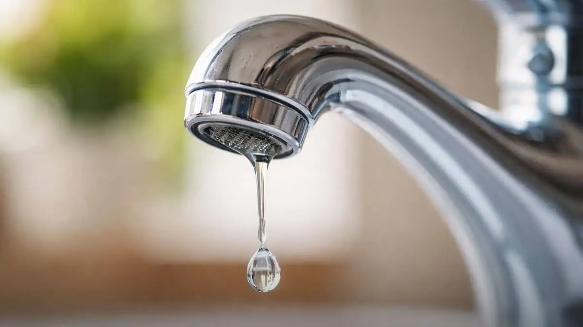 Conta da Sabesp sobe em SP: reajuste de 6,1106% na água e no esgoto passa a valer em 1º/01/2026