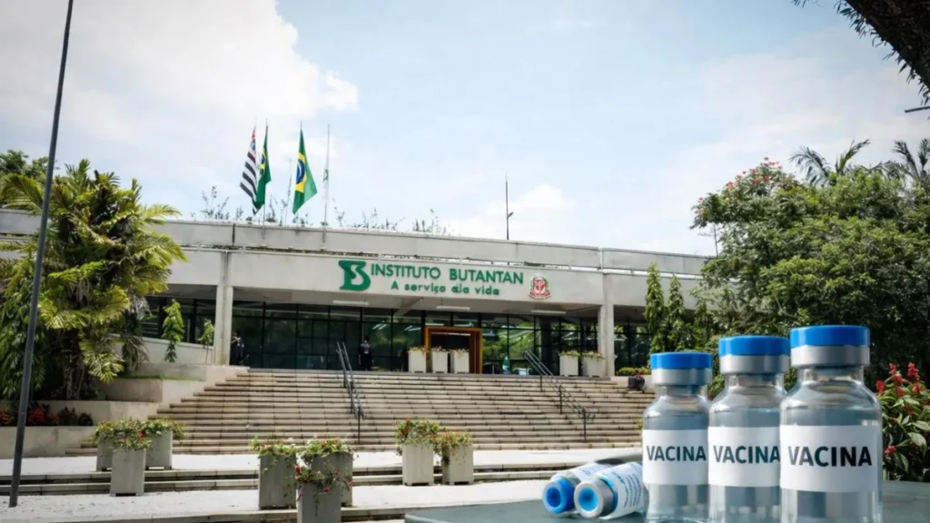 Instituto Butantã Em São Paulo Com Frascos De Vacina Em Destaque Simbolizando Produção E Antecipação De Doses Contra Dengue
