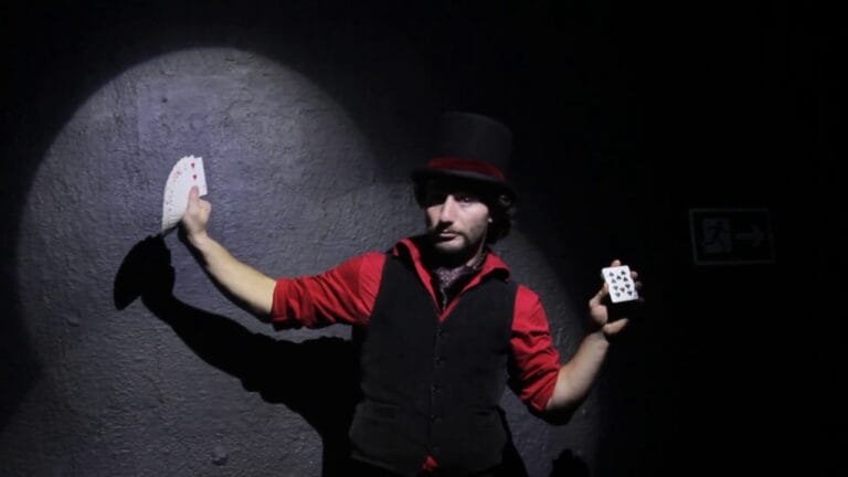 Rnews - Golpistas De Mentirinha