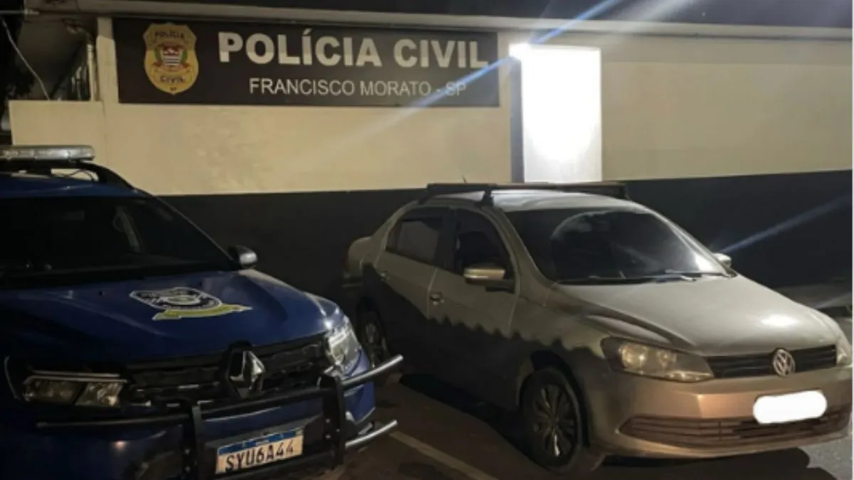 VW/Voyage recuperado pela GCM de Francisco Morato após patrulhamento preventivo.