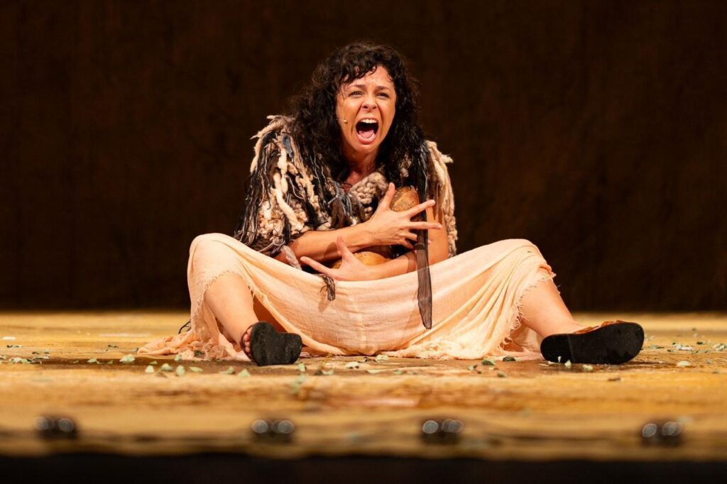 Teatro Uol Recebe Em Nome Da Mãe 1 Teatro Uol Recebe Em Nome Da Mãe